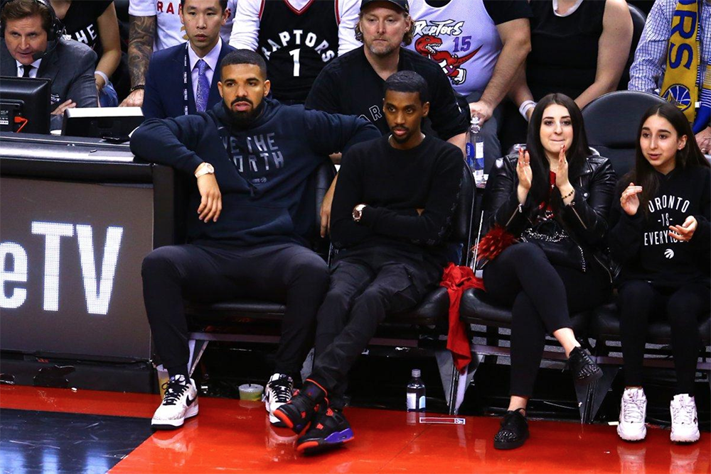 Rapper Drake và hình ảnh từ đó, hoạ mi không còn hót nữa gây sốt cộng đồng mạng sau thất bại của Toronto Raptors